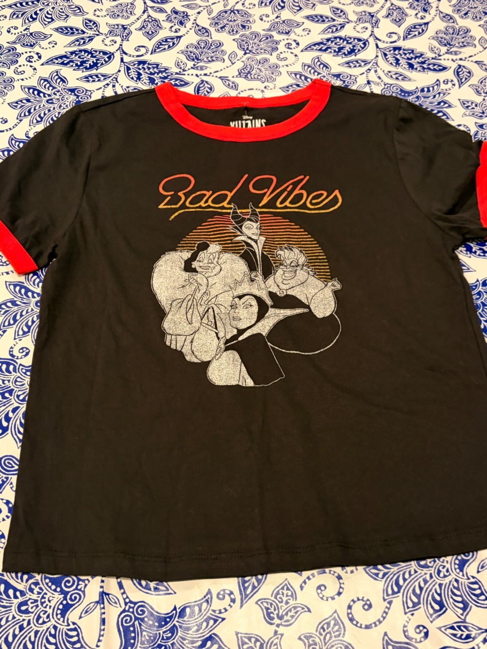 NWOT Women’s medium Disney Black Tee with Red Trim and White 'Villains' Logo